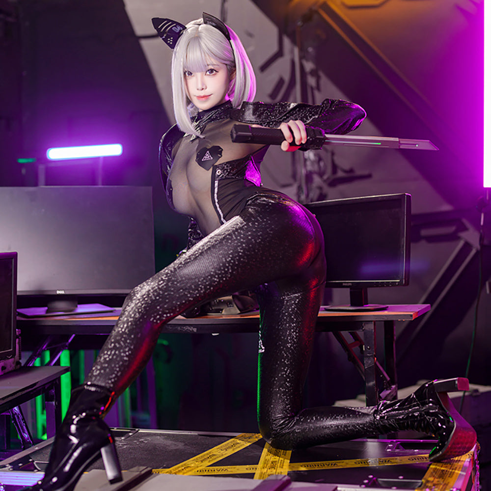 上半身が透け透けなバトルサイバー風ボディースーツコスプレ【得体社】