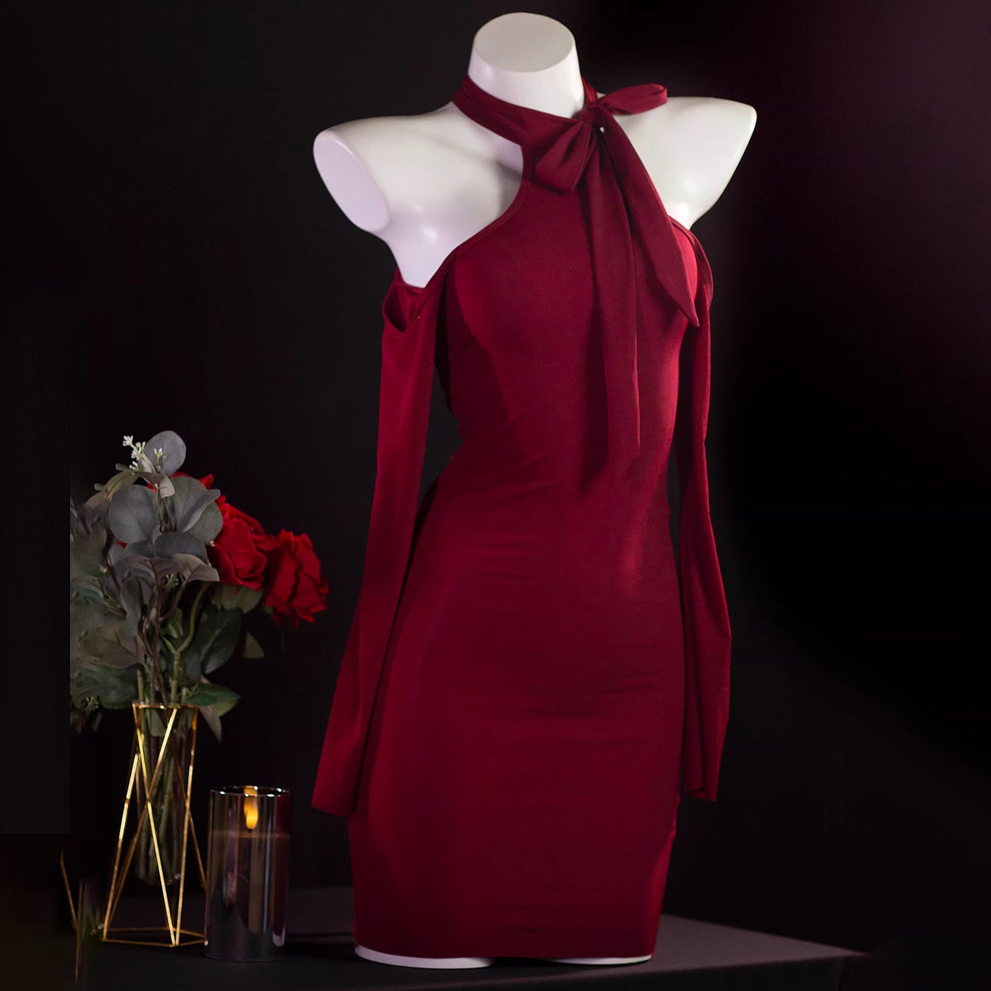 曲線美を極めるフェミニンなホルターネックタイトドレス 水色/レッド/パープル/ピンク【TANG YUAN】