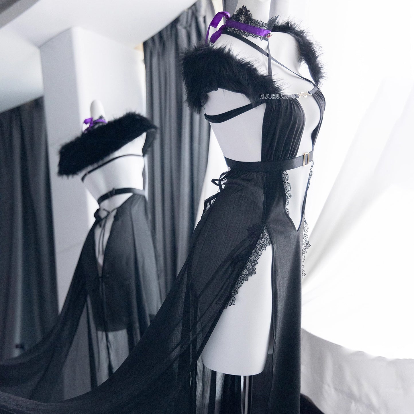 闇夜に咲く黒のセクシーでエッチな魔女ドレスコスプレ【火華家】