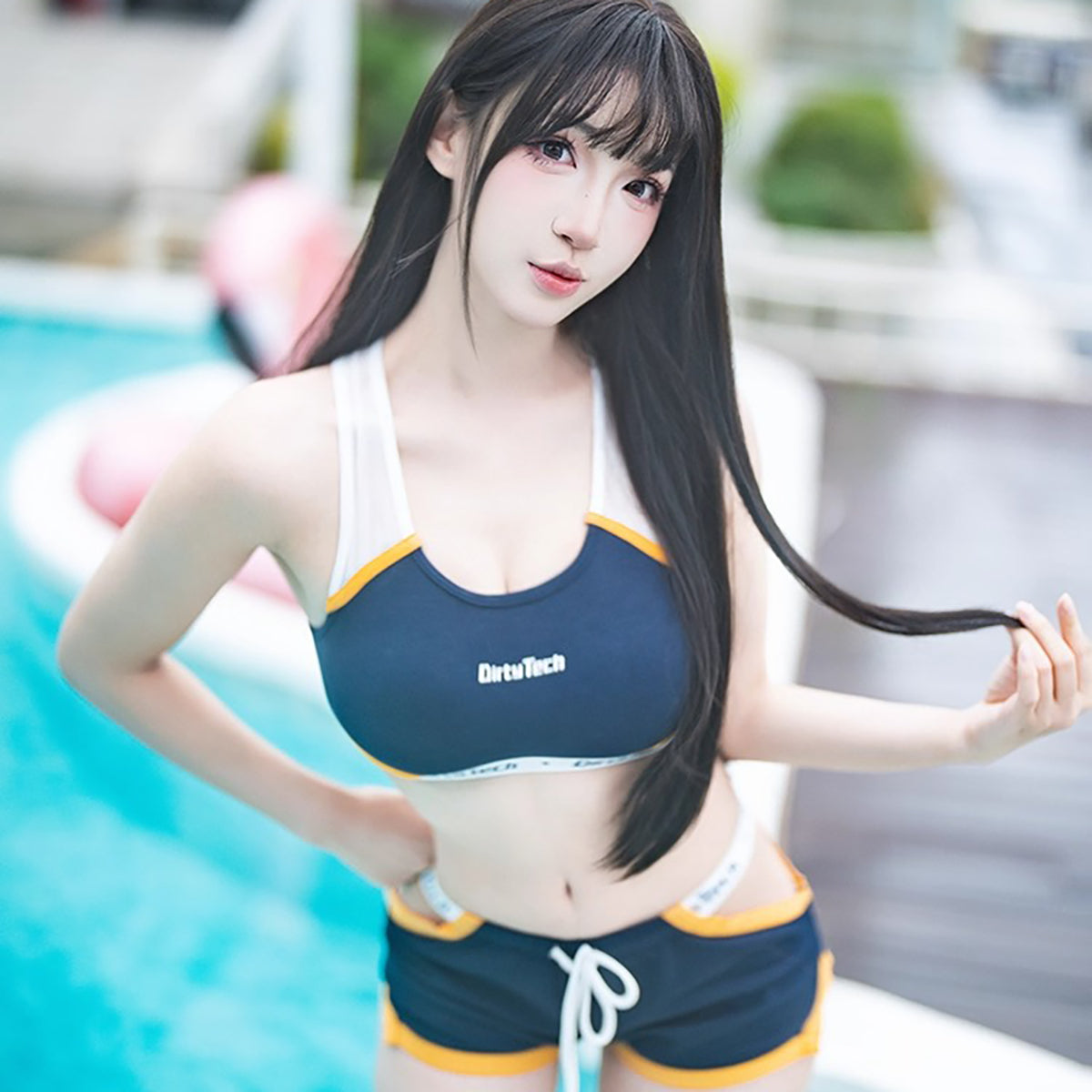 スポーティーかつセクシーなスポーツコスチューム2点セット【得体社】