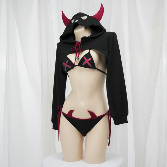 ちょっぴり大胆なセクシー小悪魔パーカー×ビキニコスチュームセット