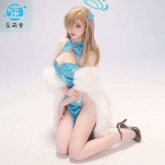 ブルーアーカイブ エレガントでセクシーな明日奈チャイナドレスコスプレ ショール付き ブルー【歪萌舍】
