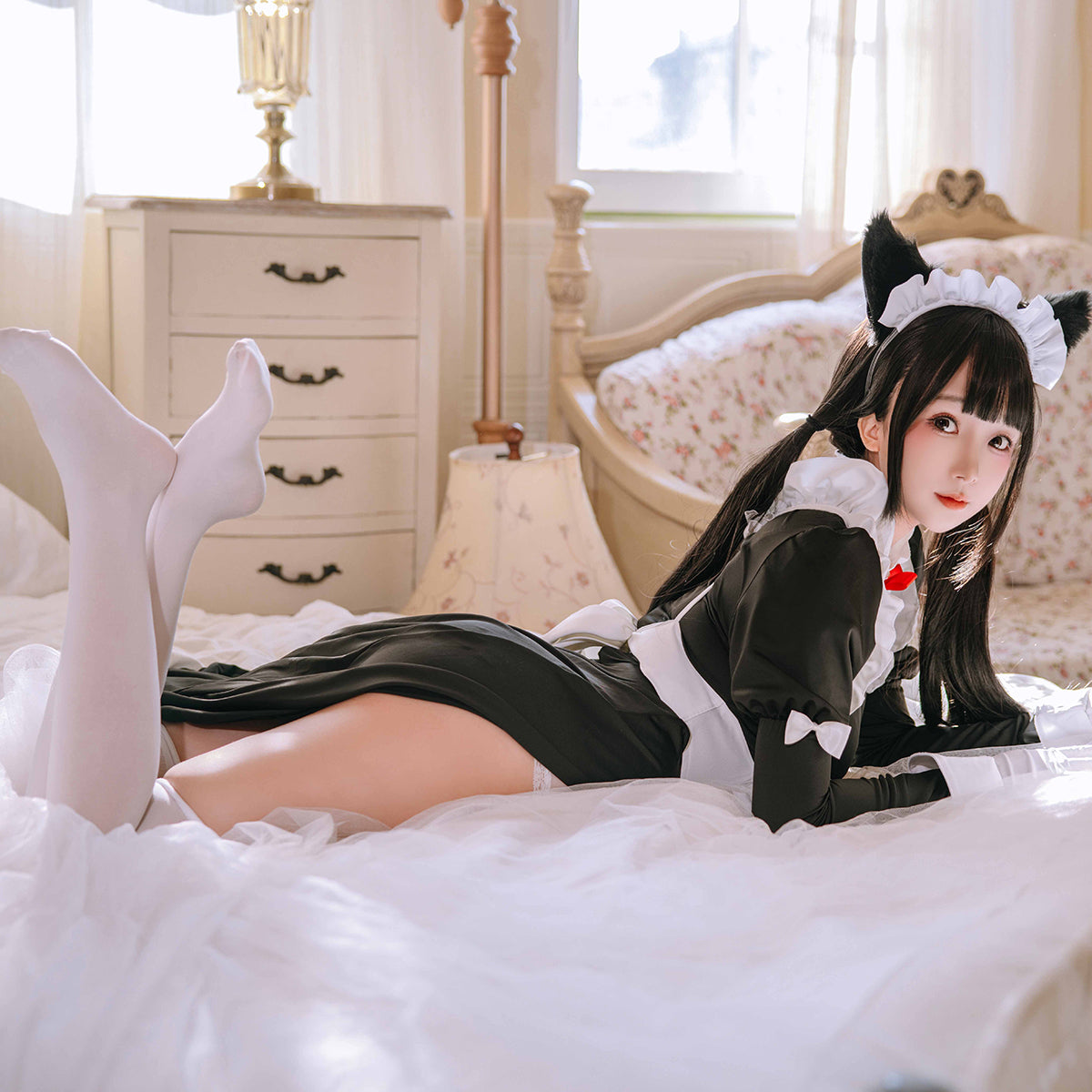 フロントオープン可愛い猫娘ロングメイドコスプレ 猫耳付き【歪萌舍】