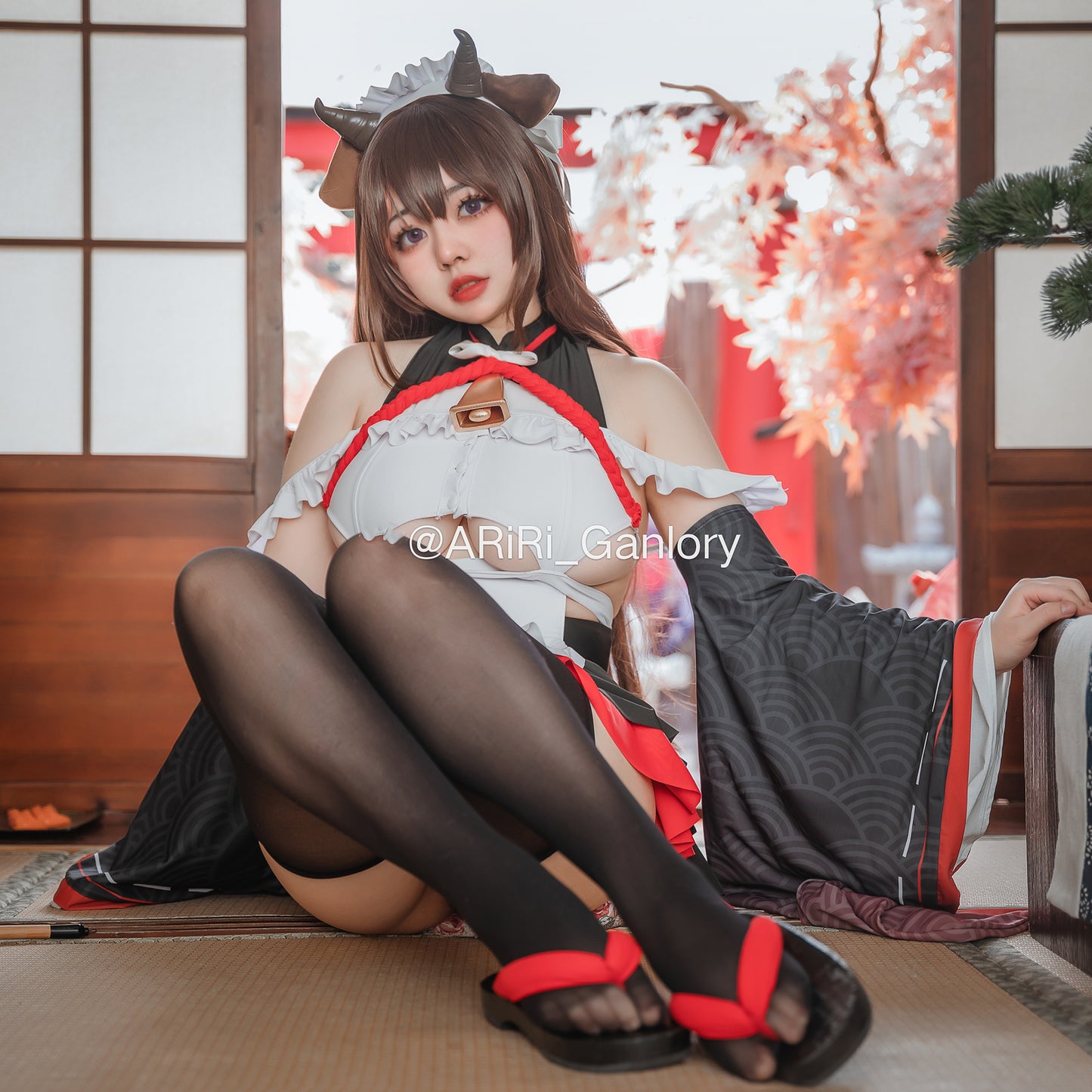 アズールレーン 樫野 セクシー牛のつまずきトラブルメイドコスプレ8点セット 碧藍航線【歪萌舍】NO.129