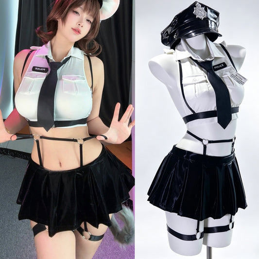 ボンテージ風 セクシーポリス コスチューム レザー 過激 コスプレ フルセット 肉感強調 ストラップ くい込みベルト ボンテージ セクシー衣装 ディテール