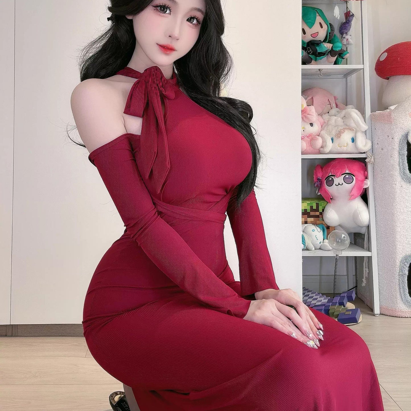 曲線美を極めるフェミニンなホルターネックタイトドレス 水色/レッド/パープル/ピンク【TANG YUAN】