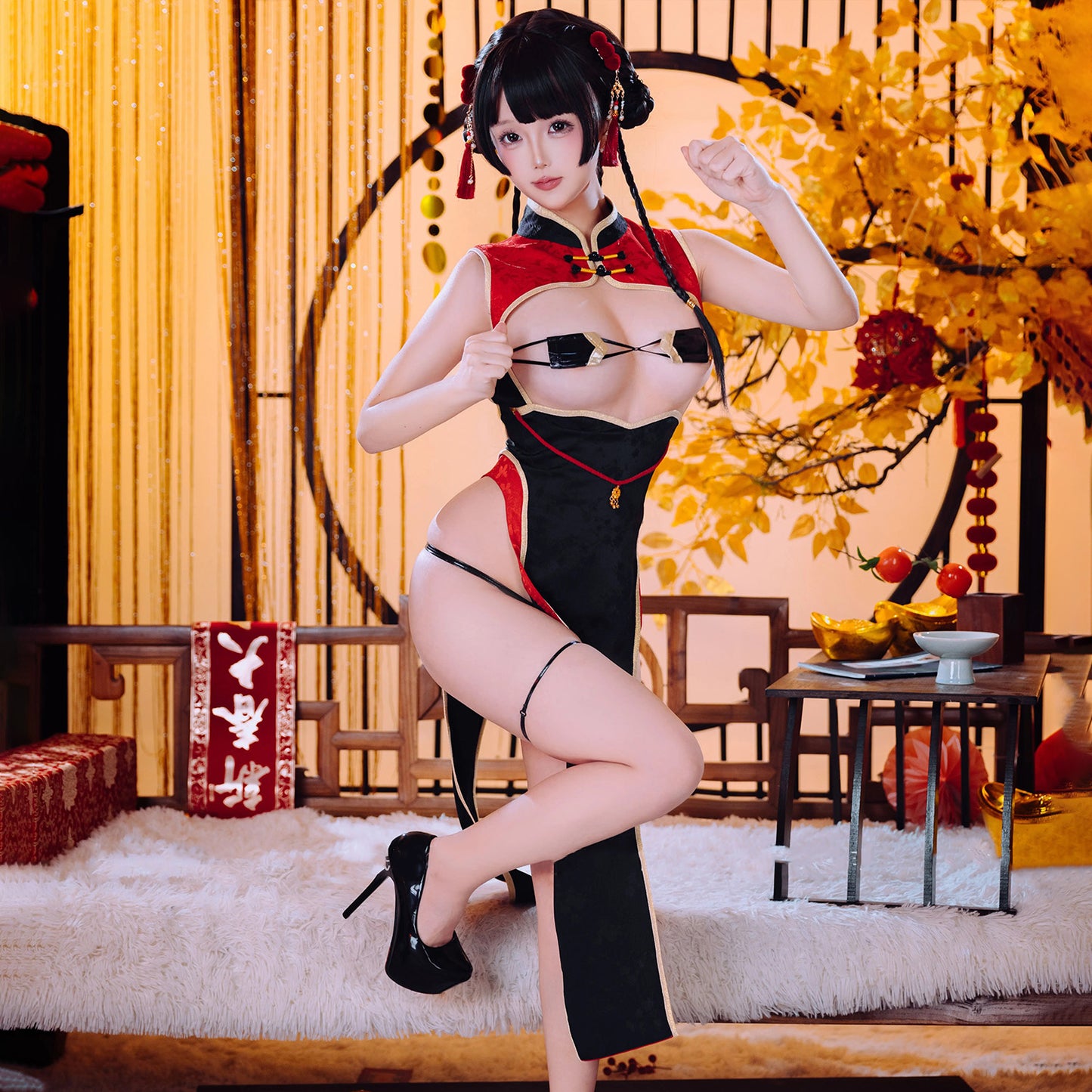 フロントオープンのマイクロビキニ風チャイナコスプレ