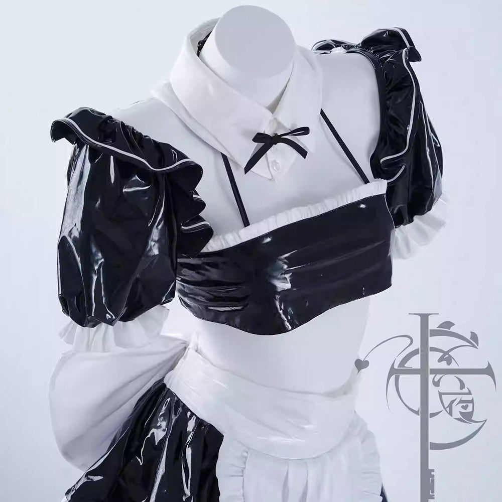 存在感を放つツヤめく元気なエナメルメイドコスチューム【十六夜工坊】