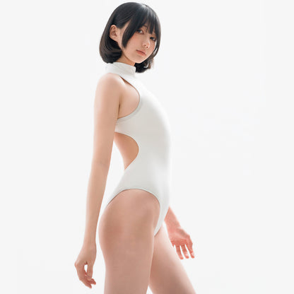 純白ハイネックセクシー超ハイレグ競泳水着 胸元ハートくり抜き 背中全開【得体社】