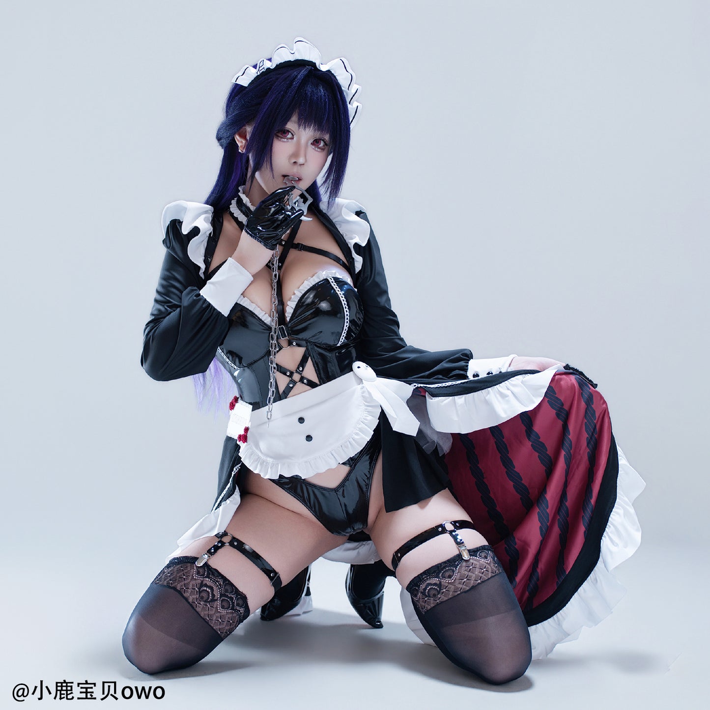 NIKKE ボンデージ風ミハラメイドカフェコスプレ エナメルロングメイドコスプレ【歪萌舍】