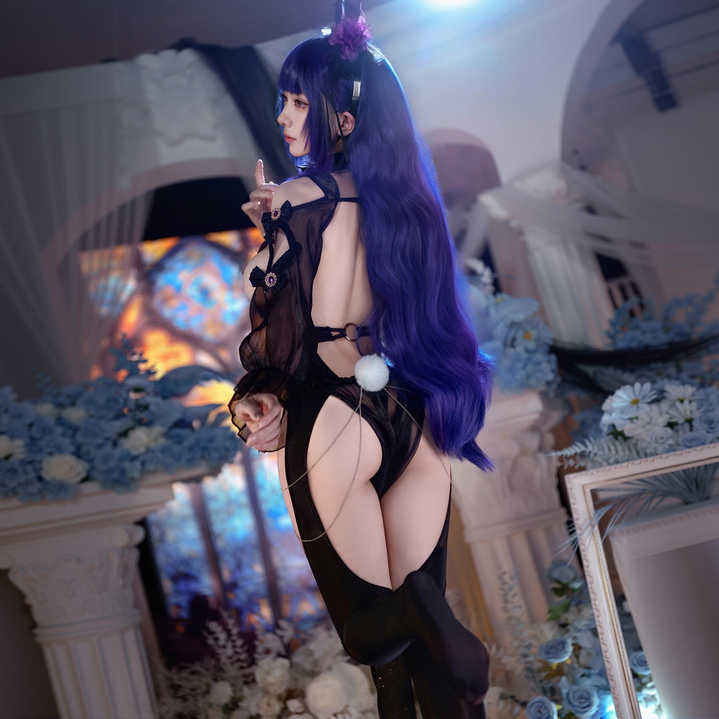 透け感のある前後オープンのエロバニーコスプレ【FEE ET MOI】