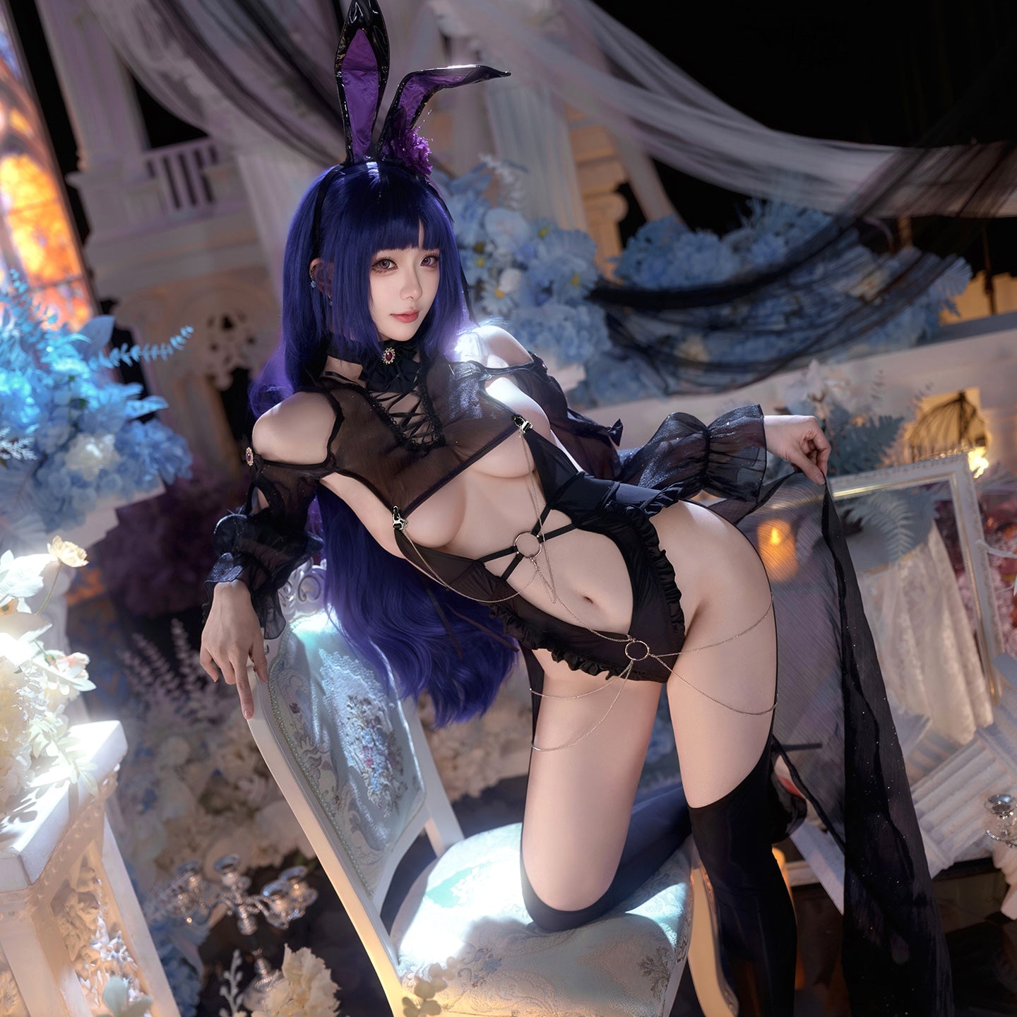 透け感のある前後オープンのエロバニーコスプレ【FEE ET MOI】