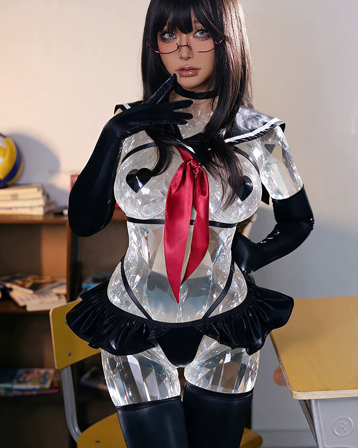 過激ハーネス＆超ミニフリルの背徳ダーク逆JKセーラーコスプレ【得体社】