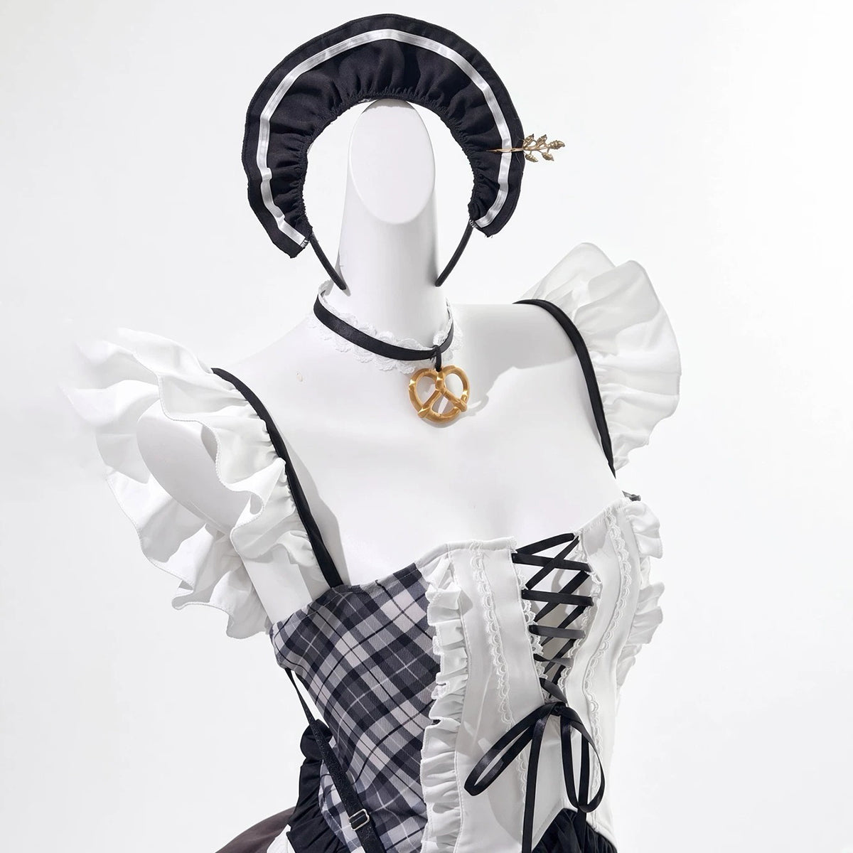 NIKKE ブレッディ風胸元の編み上げチェック柄フリル極上メイド服【火華家】