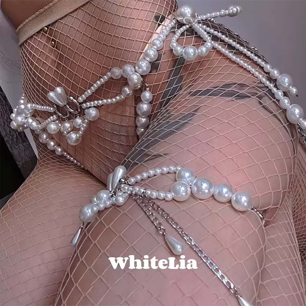 蜜腿を彩る滴るパールボディチェーン【WhiteLia】