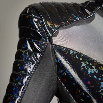 幻想的な輝きを放つ透け感メッシュを融合したサイバー風スキンスーツ【Bbunny】