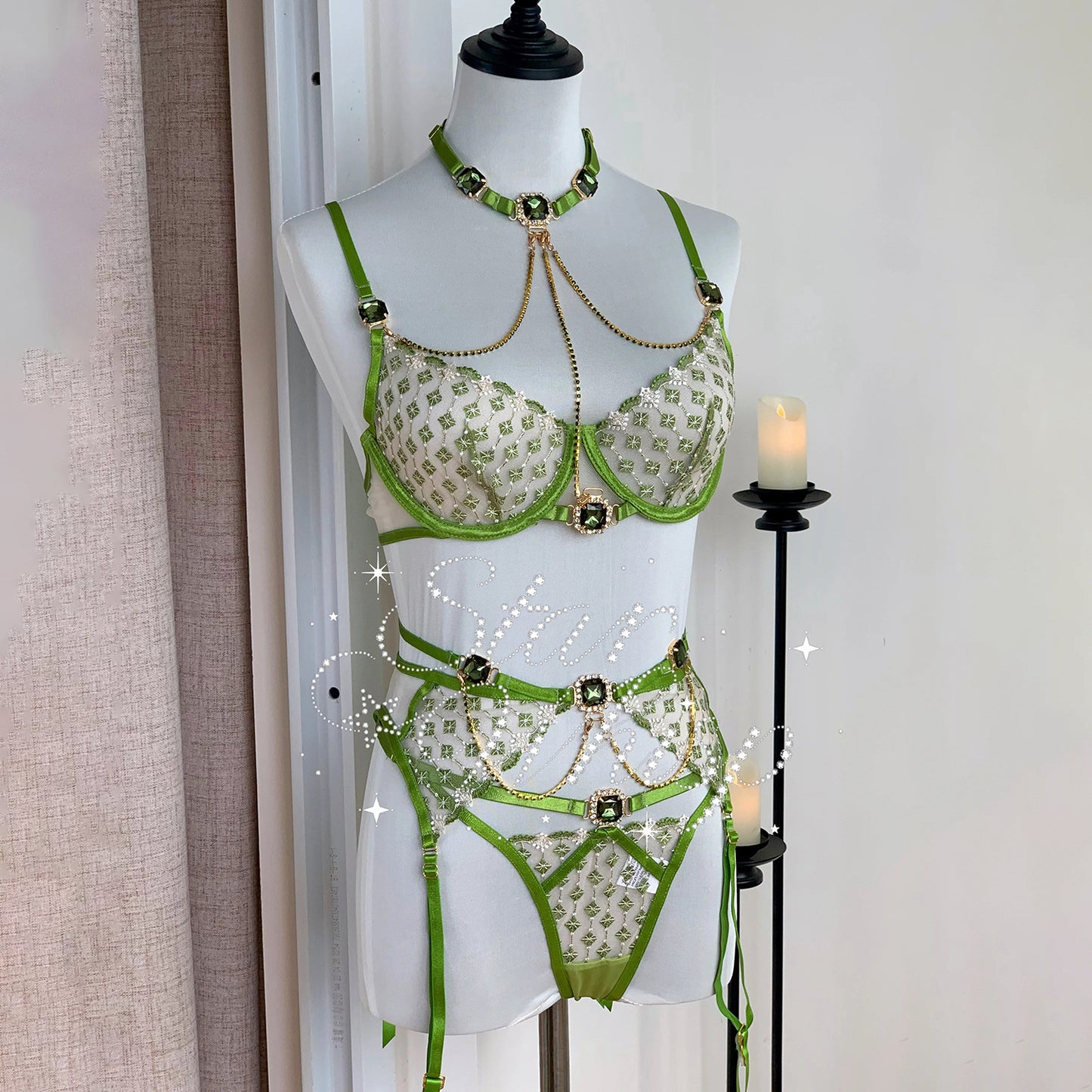 豪華ビジュー半透明フラワー刺繍ボディチェーンランジェリー ガーター付