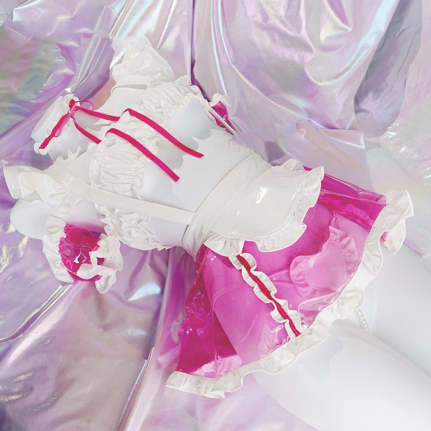 透明 ピンク メイド服 正面 クリア素材 コスプレ メイド衣装 PVC メイド服コスプレ 透け感 ディテール