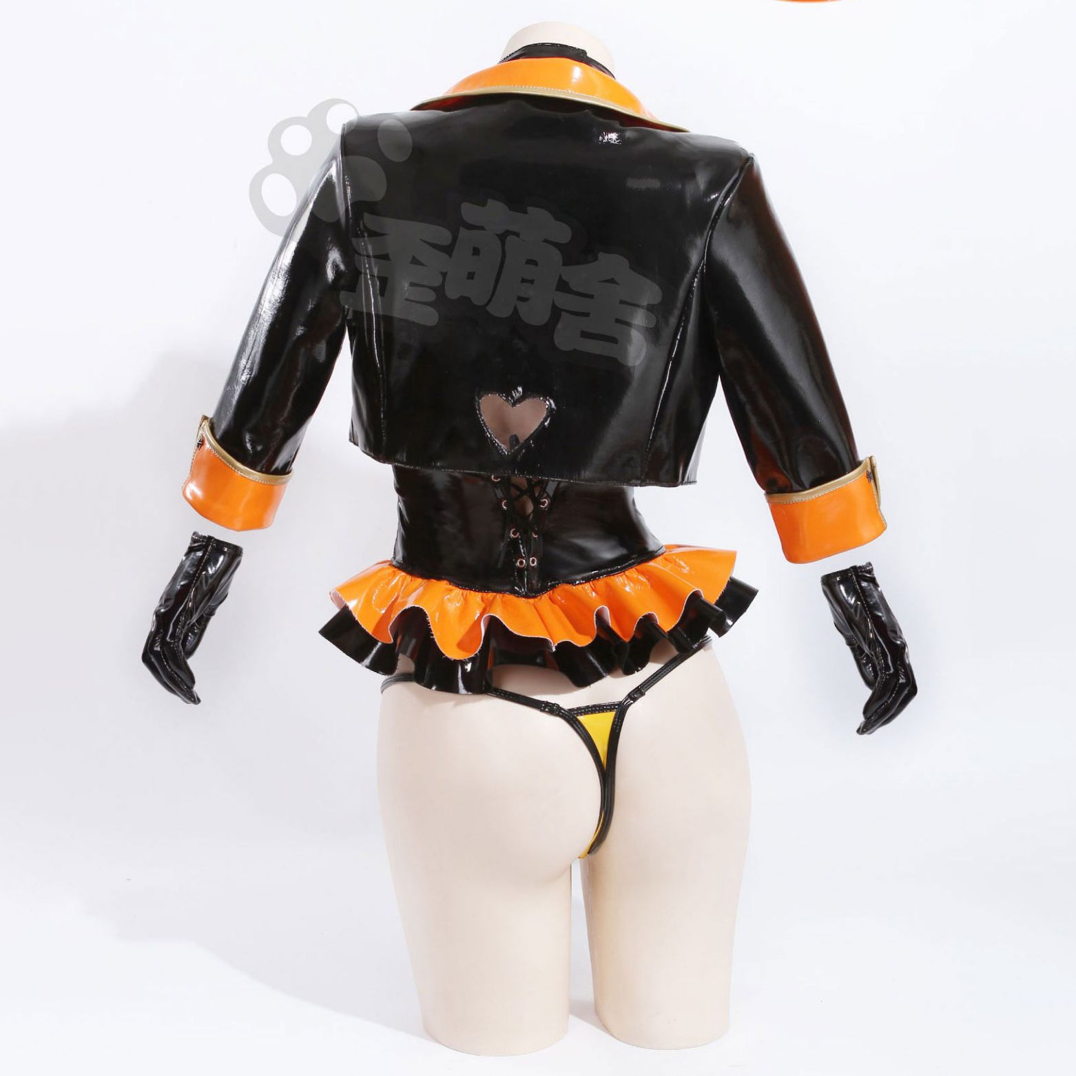 左藤空気 ケガレボシ コスプレ エナメル レオタード 背面 オレンジ 黒塚ありさ